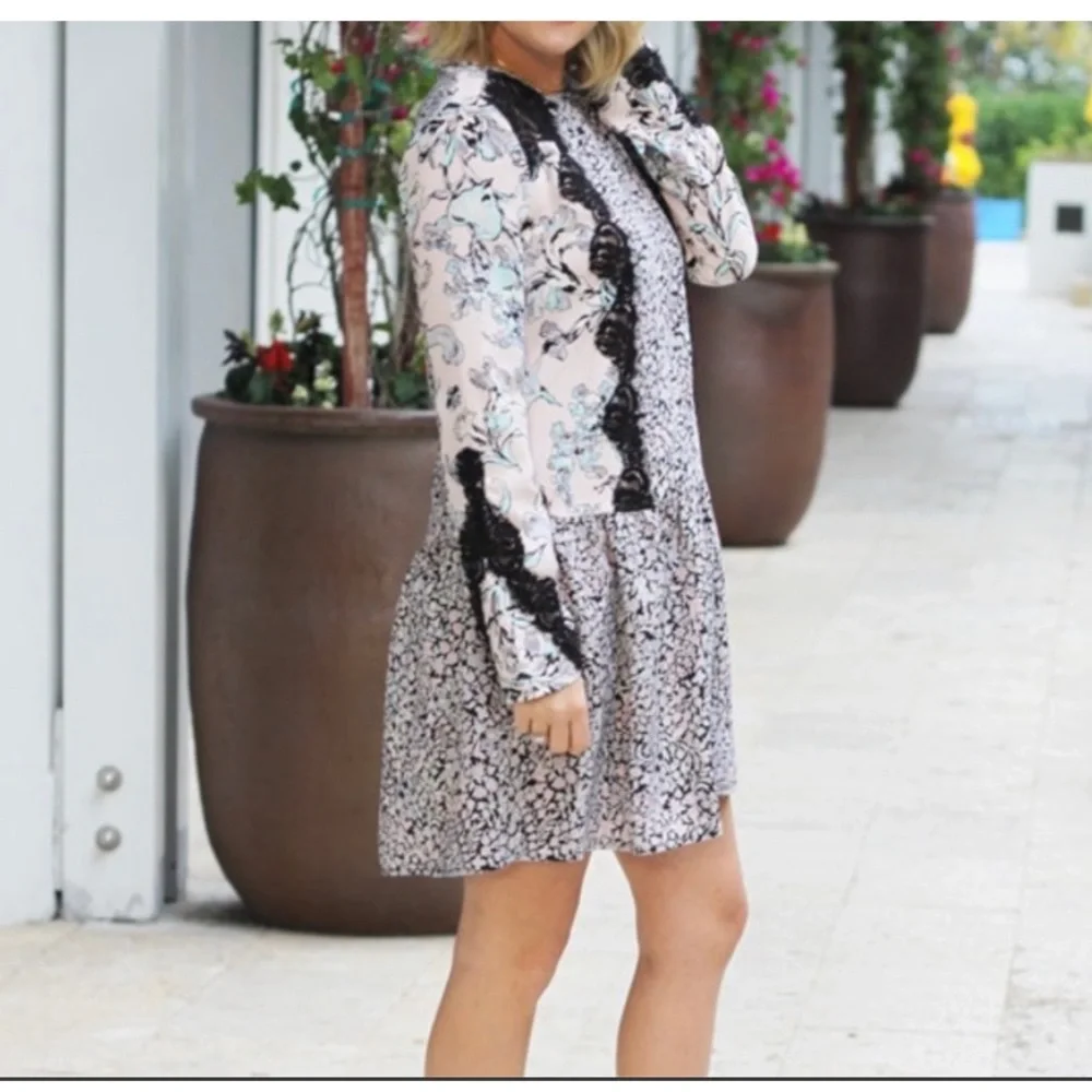 BCBGMaxAzria  Bryanne tunic purple floral  dress in Lilac/Black, size S - Picture 14 of 14